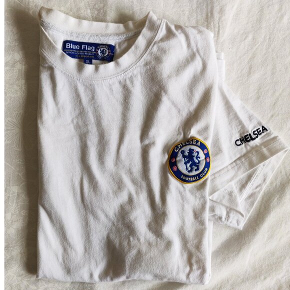 Chelsea Football Club Soccer Licensed T-Shirt. - Picture 3 of 6